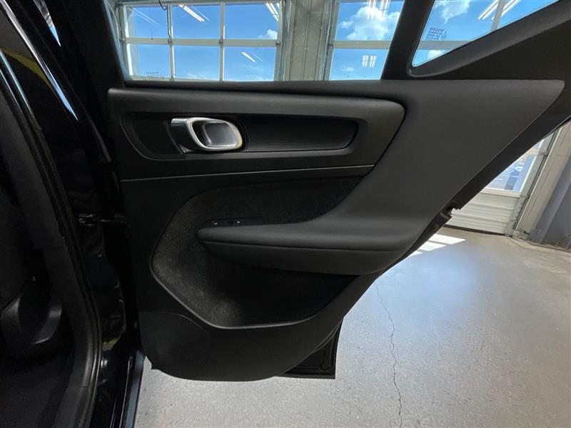 2023 VOLVO XC40 RECHARGE PURE ELECTRIC Plus