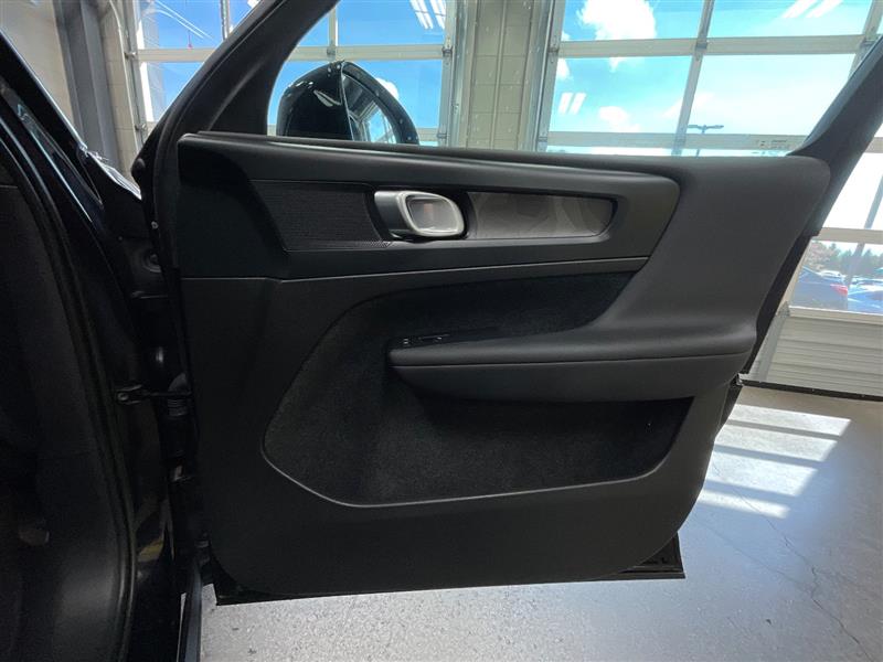 2023 VOLVO XC40 RECHARGE PURE ELECTRIC Plus