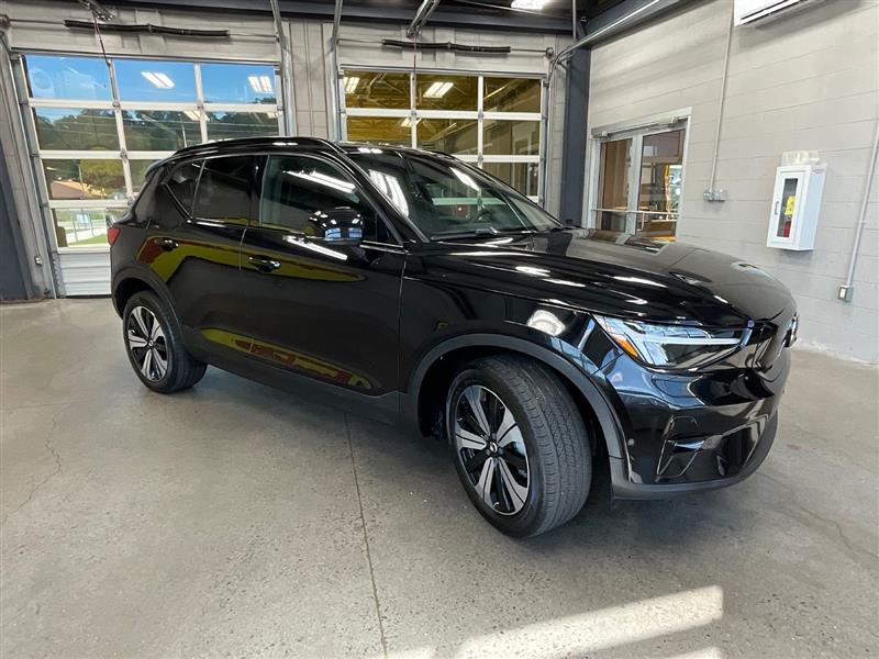 2023 VOLVO XC40 RECHARGE PURE ELECTRIC Plus