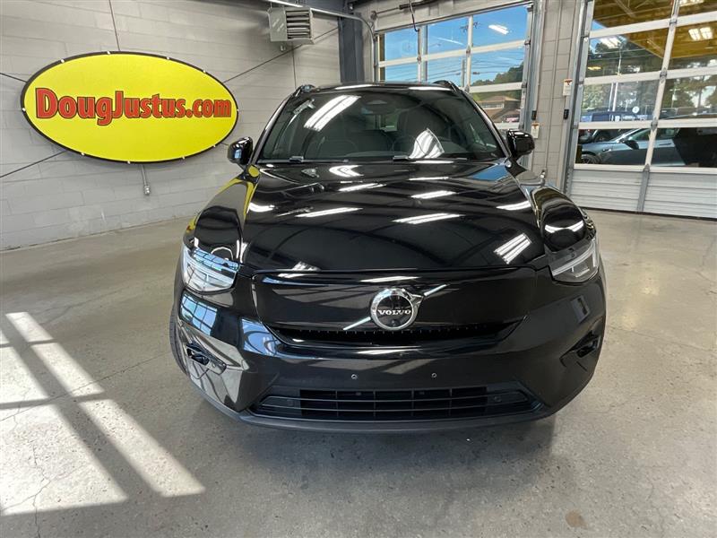 2023 VOLVO XC40 RECHARGE PURE ELECTRIC Plus
