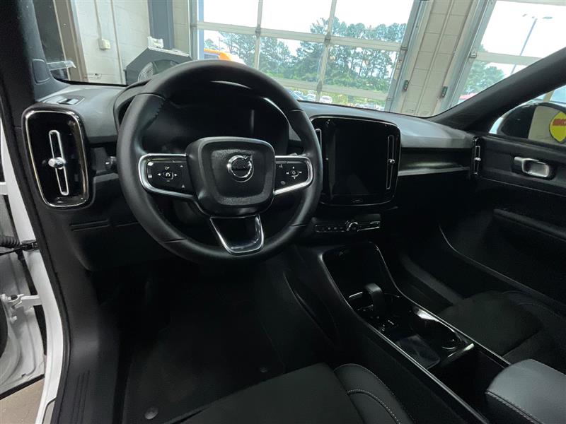 2023 VOLVO XC40 RECHARGE PURE ELECTRIC Plus