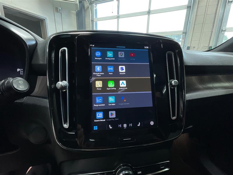 2023 VOLVO XC40 RECHARGE PURE ELECTRIC Plus