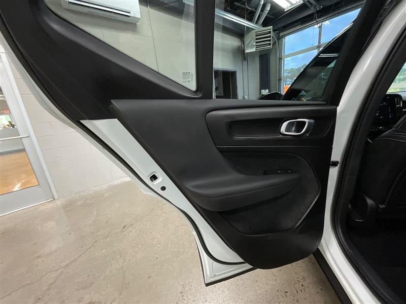 2023 VOLVO XC40 RECHARGE PURE ELECTRIC Plus