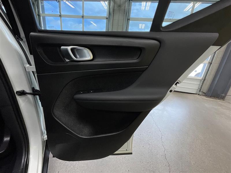2023 VOLVO XC40 RECHARGE PURE ELECTRIC Plus