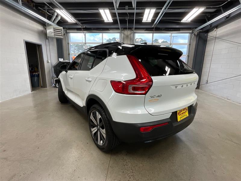 2023 VOLVO XC40 RECHARGE PURE ELECTRIC Plus