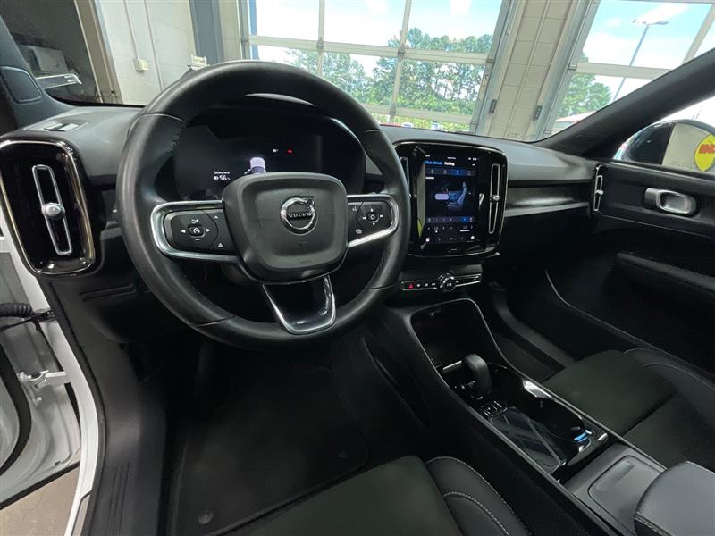 2023 VOLVO XC40 RECHARGE PURE ELECTRIC Plus