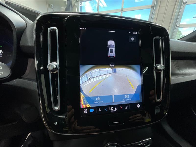 2023 VOLVO XC40 RECHARGE PURE ELECTRIC Plus