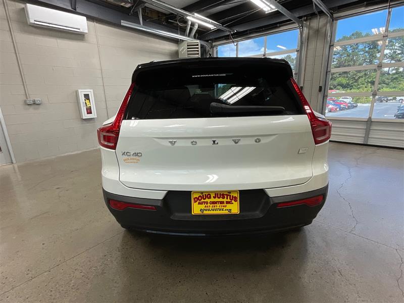 2023 VOLVO XC40 RECHARGE PURE ELECTRIC Plus