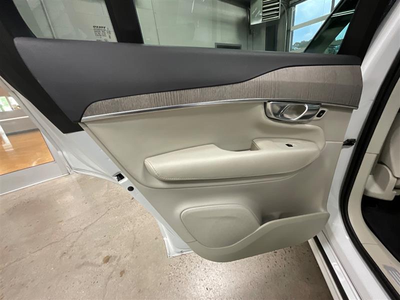 2023 VOLVO XC90 Plus