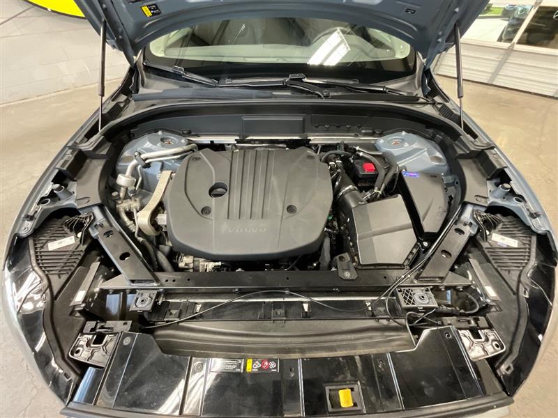 2023 VOLVO XC60 Core