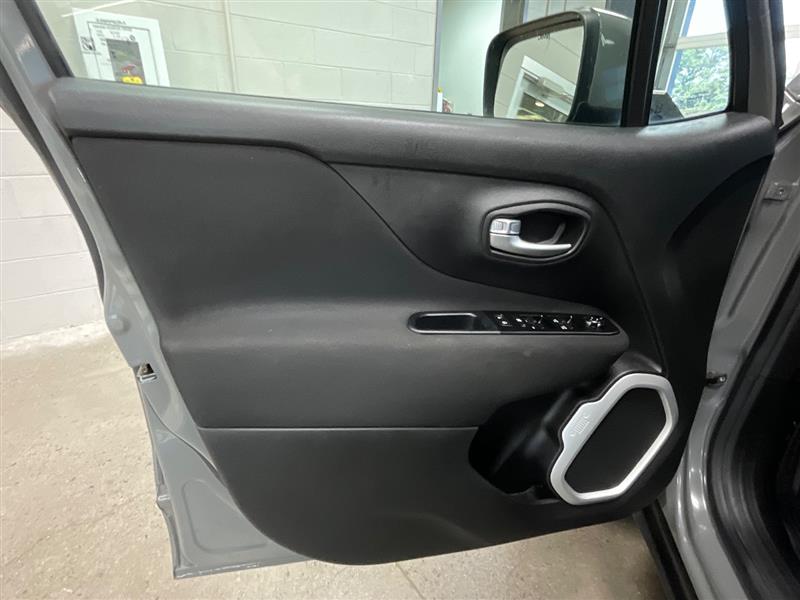 2019 JEEP RENEGADE LATITUDE