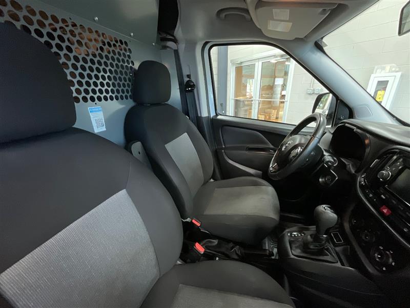 2018 RAM PROMASTER CITY CARGO VAN Tradesman SLT