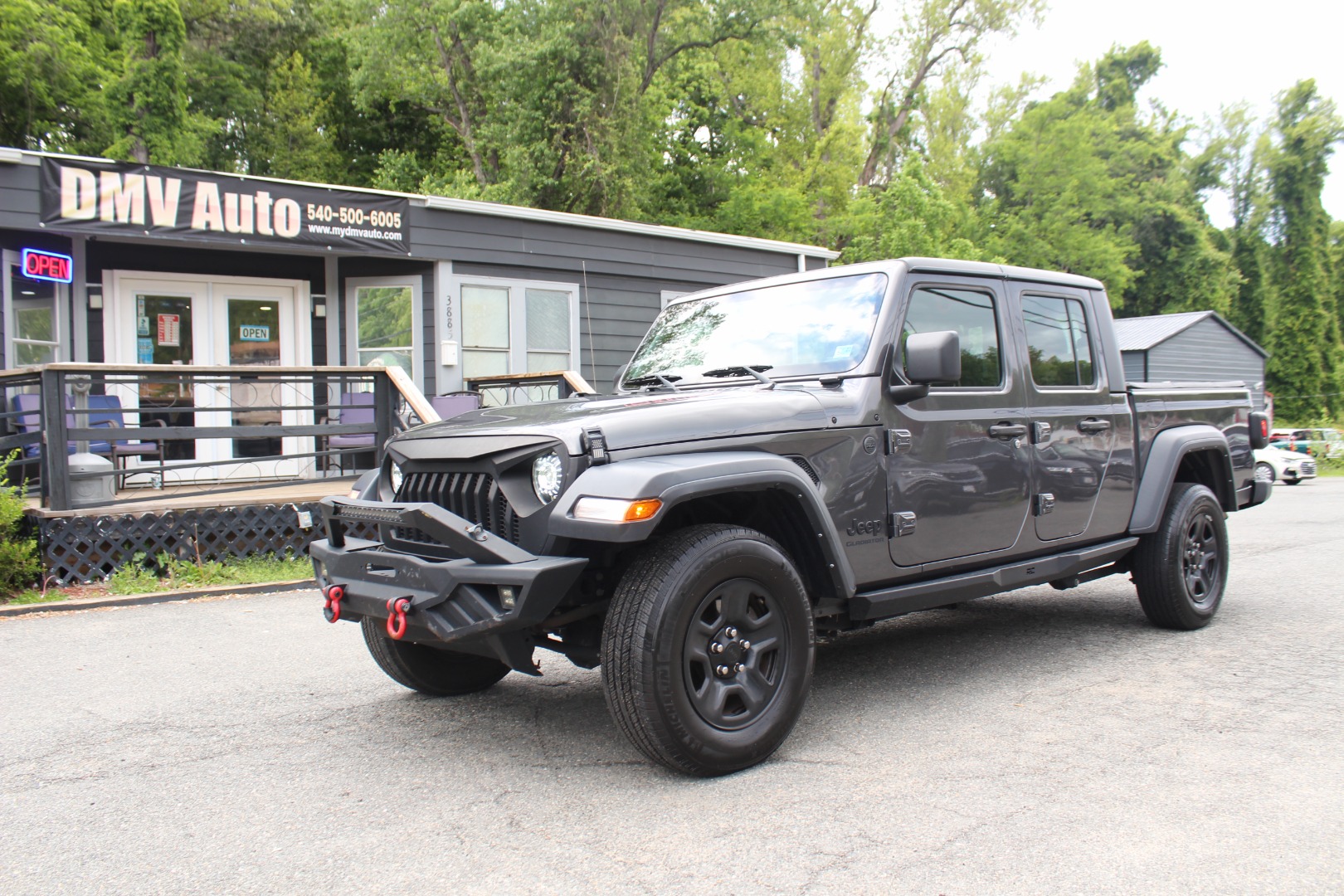 2022 Jeep Gladiator Sport's photo