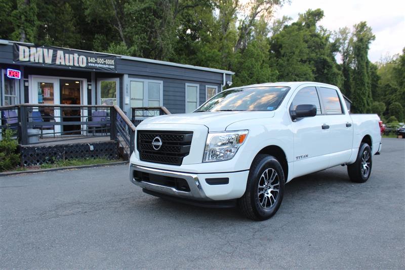 2024 Nissan Titan Pickup Truck Four-Wheel Drive Automatic