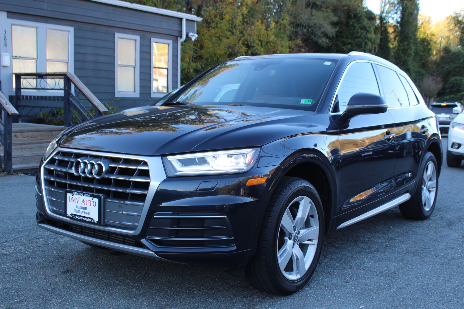2018 Audi Q5 2.0T quattro S tronic Premium Plus's photo