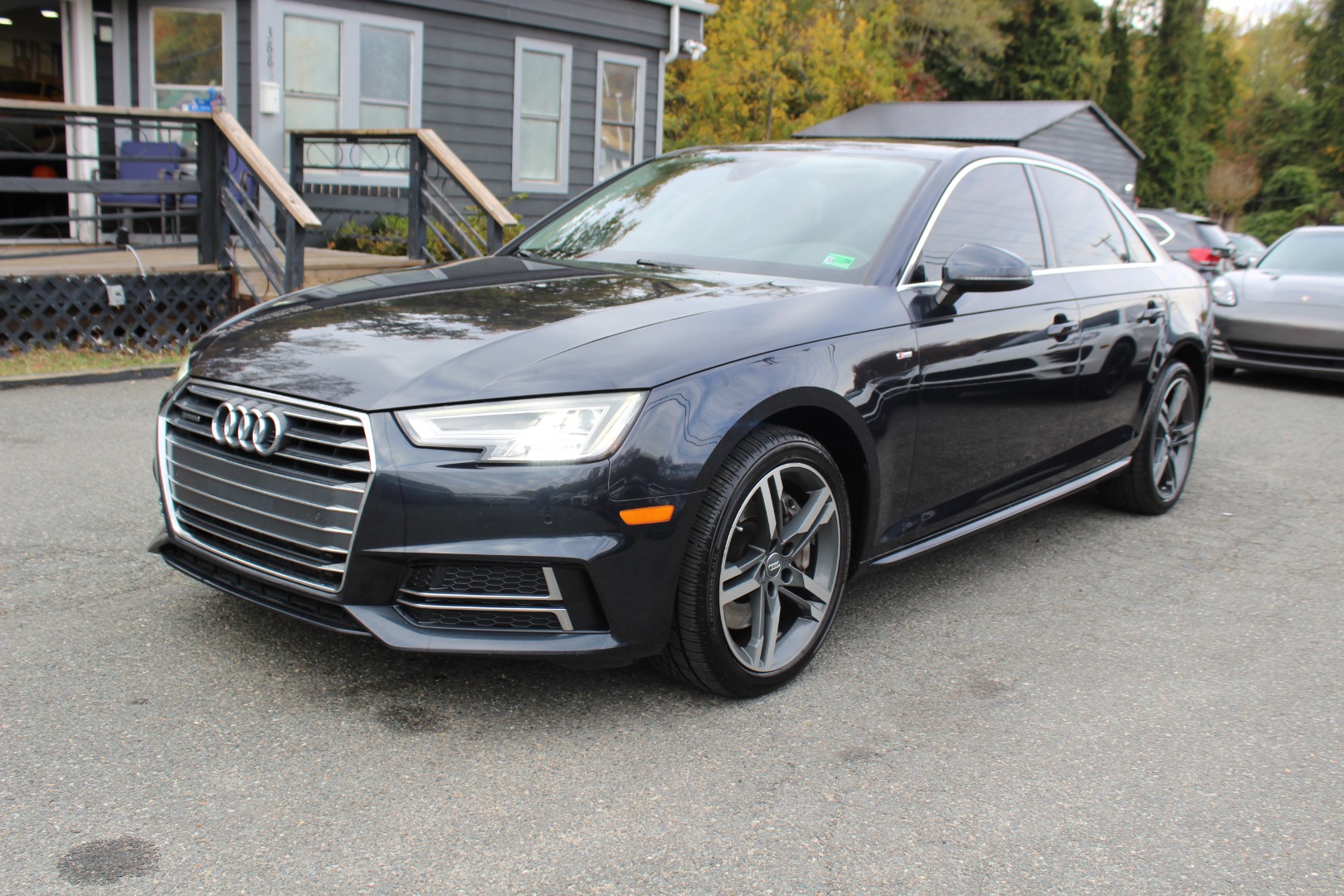 2017 Audi A4 2.0T quattro S tronic Premium Plus's photo