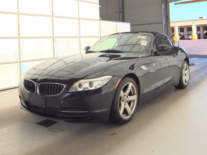 2015 BMW Z4 sDrive28i's photo