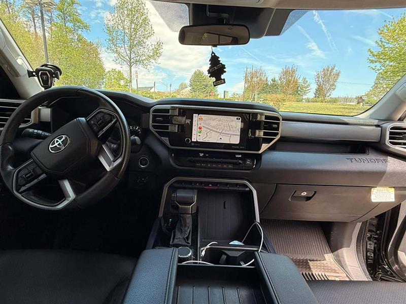 2024 Toyota Tundra SR5 - Photo 10