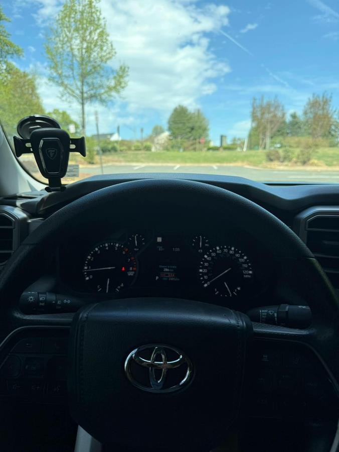 2024 Toyota Tundra SR5 - Photo 14