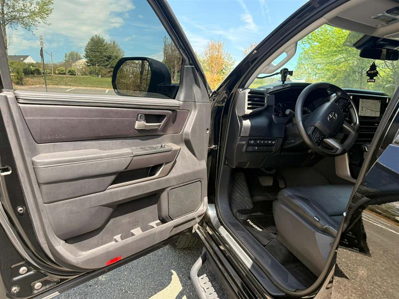 2024 Toyota Tundra SR5 - Photo 15