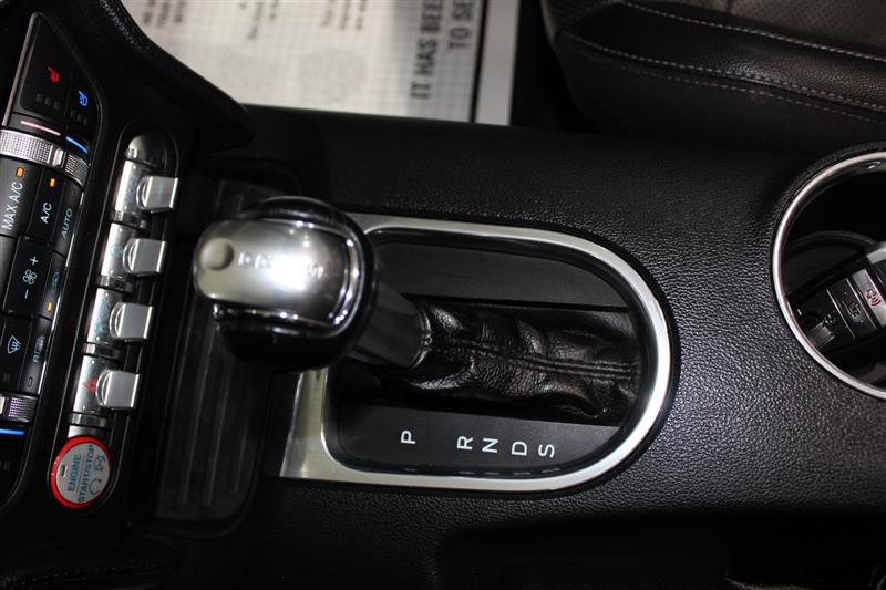 2018 Ford Mustang EcoBoost - Photo 22