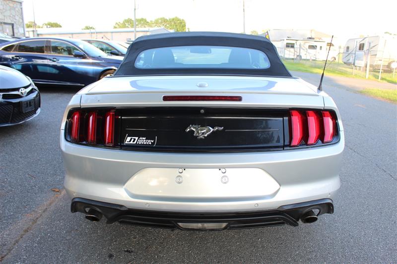 2018 Ford Mustang EcoBoost - Photo 6