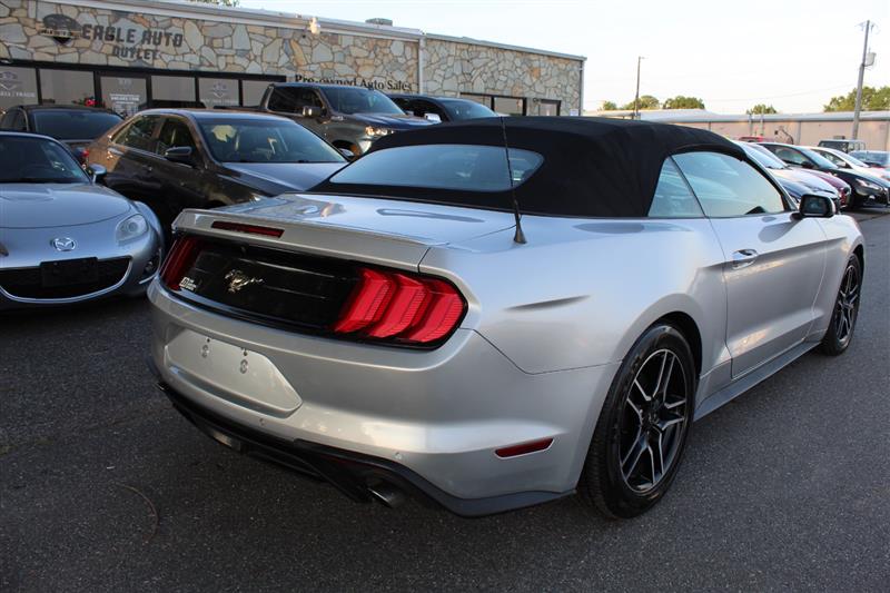 2018 Ford Mustang EcoBoost - Photo 7