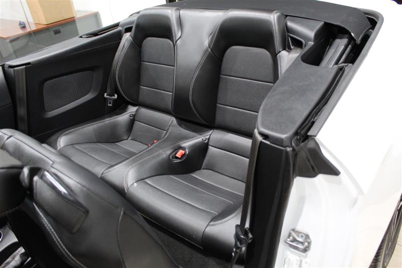 2018 Ford Mustang EcoBoost - Photo 23