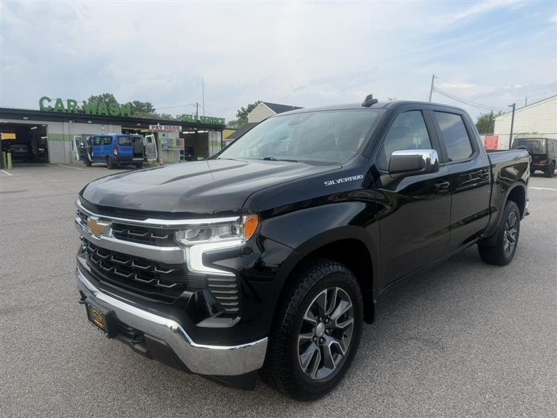 2023 CHEVROLET SILVERADO 1500 LT