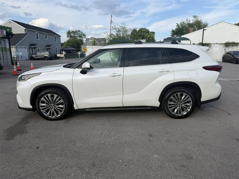2020 TOYOTA HIGHLANDER PLATINUM