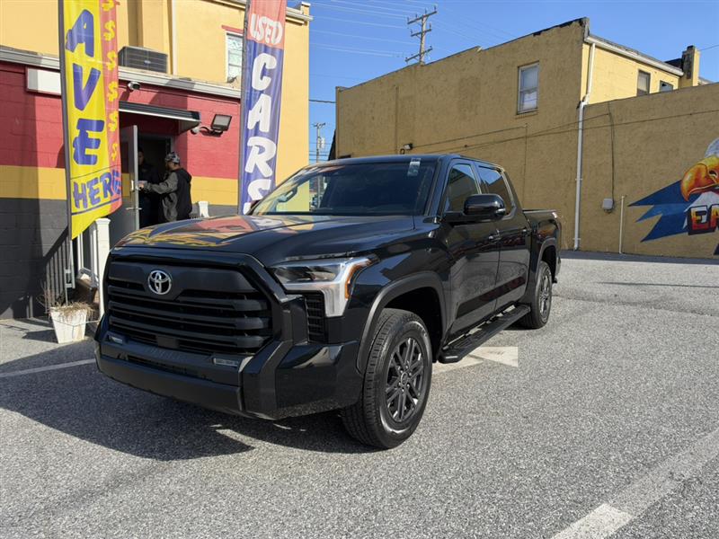 2024 TOYOTA TUNDRA SR5