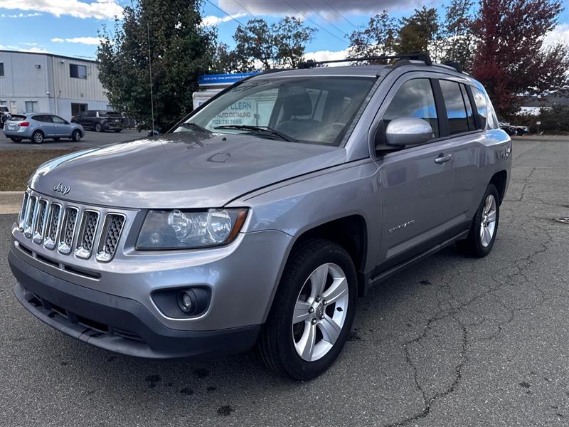 2016 Jeep Compass Latitude 4X4's photo
