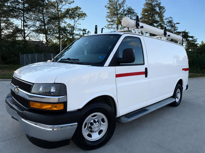 2018 Chevrolet Express 2500 Work Van HD's photo