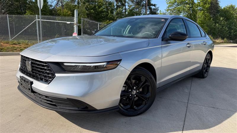 2025 Honda Accord 1.5T SE CVT's photo