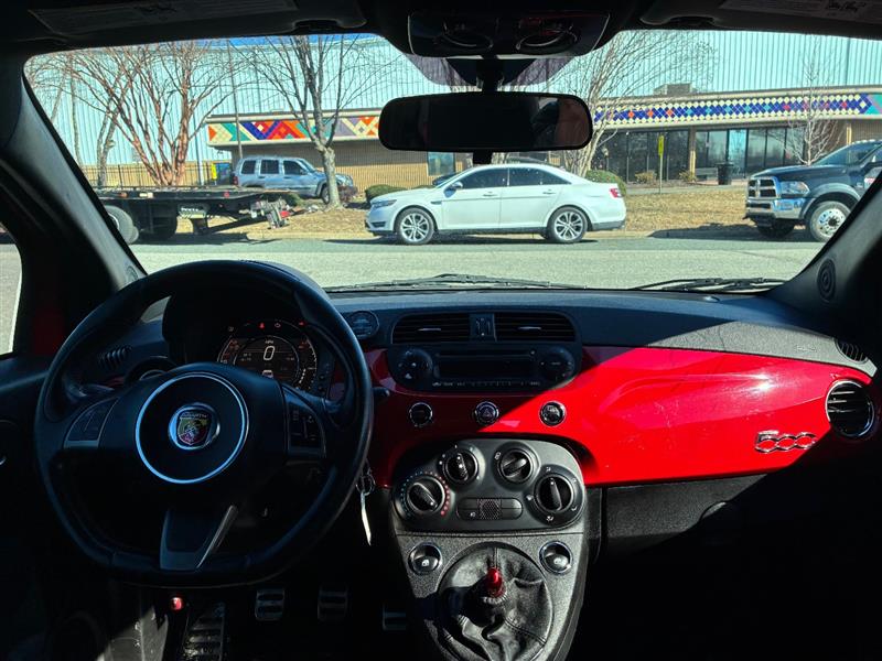 2015 FIAT 500 Abarth - Photo 10