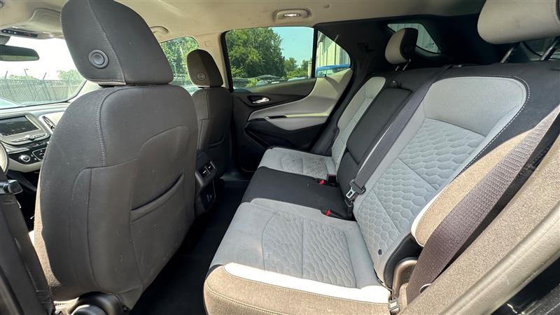 2019 Chevrolet Equinox LS - Photo 13