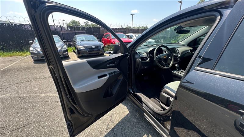 2019 Chevrolet Equinox LS - Photo 9