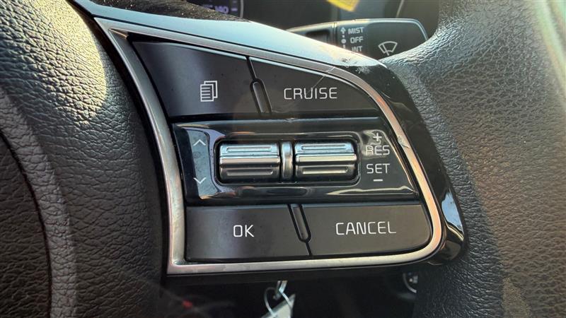 2021 Kia Forte LXS - Photo 27