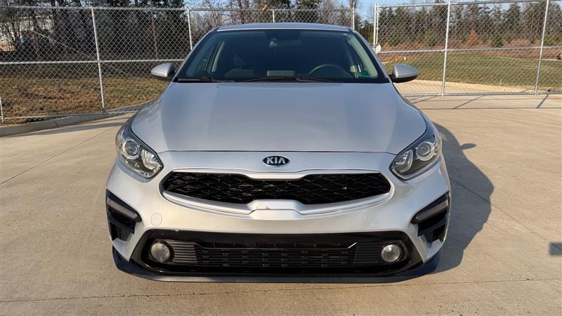 2021 Kia Forte LXS - Photo 8
