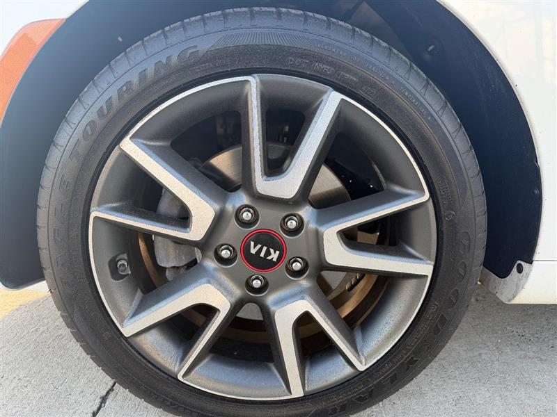 2020 Kia Soul GT-Line Turbo - Photo 12