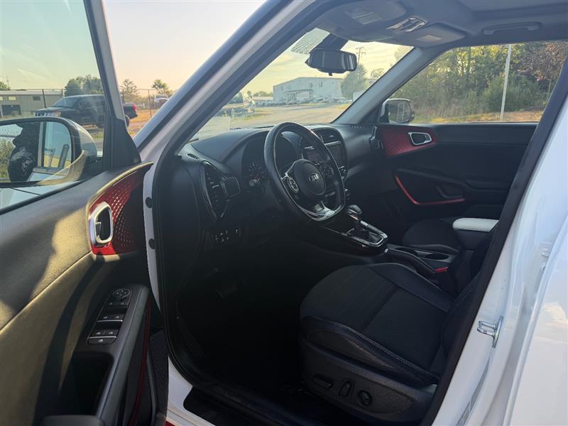 2020 Kia Soul GT-Line Turbo - Photo 14