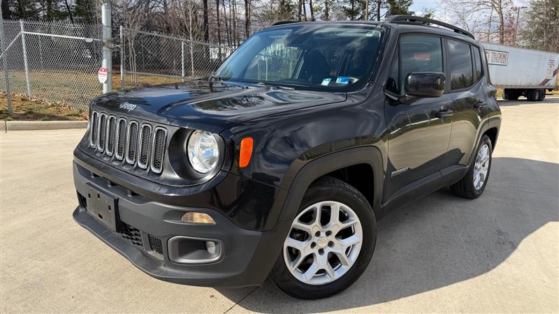 2015 Jeep Renegade Latitude FWD's photo
