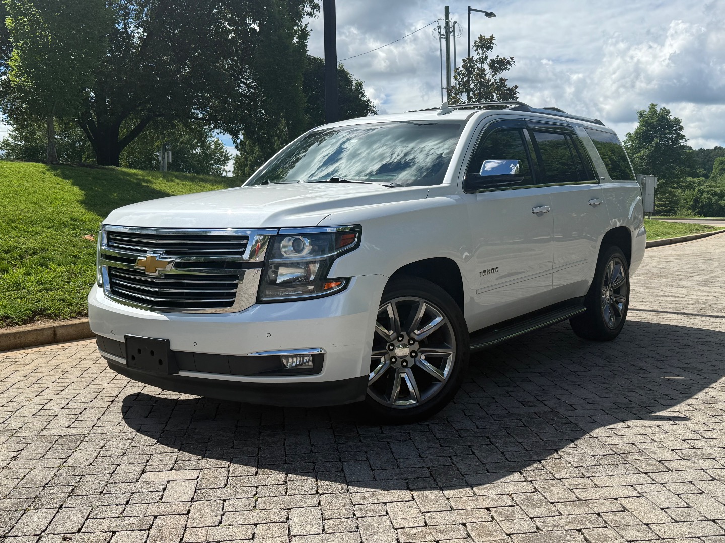 2016 Chevrolet Tahoe 4WD LTZ's photo