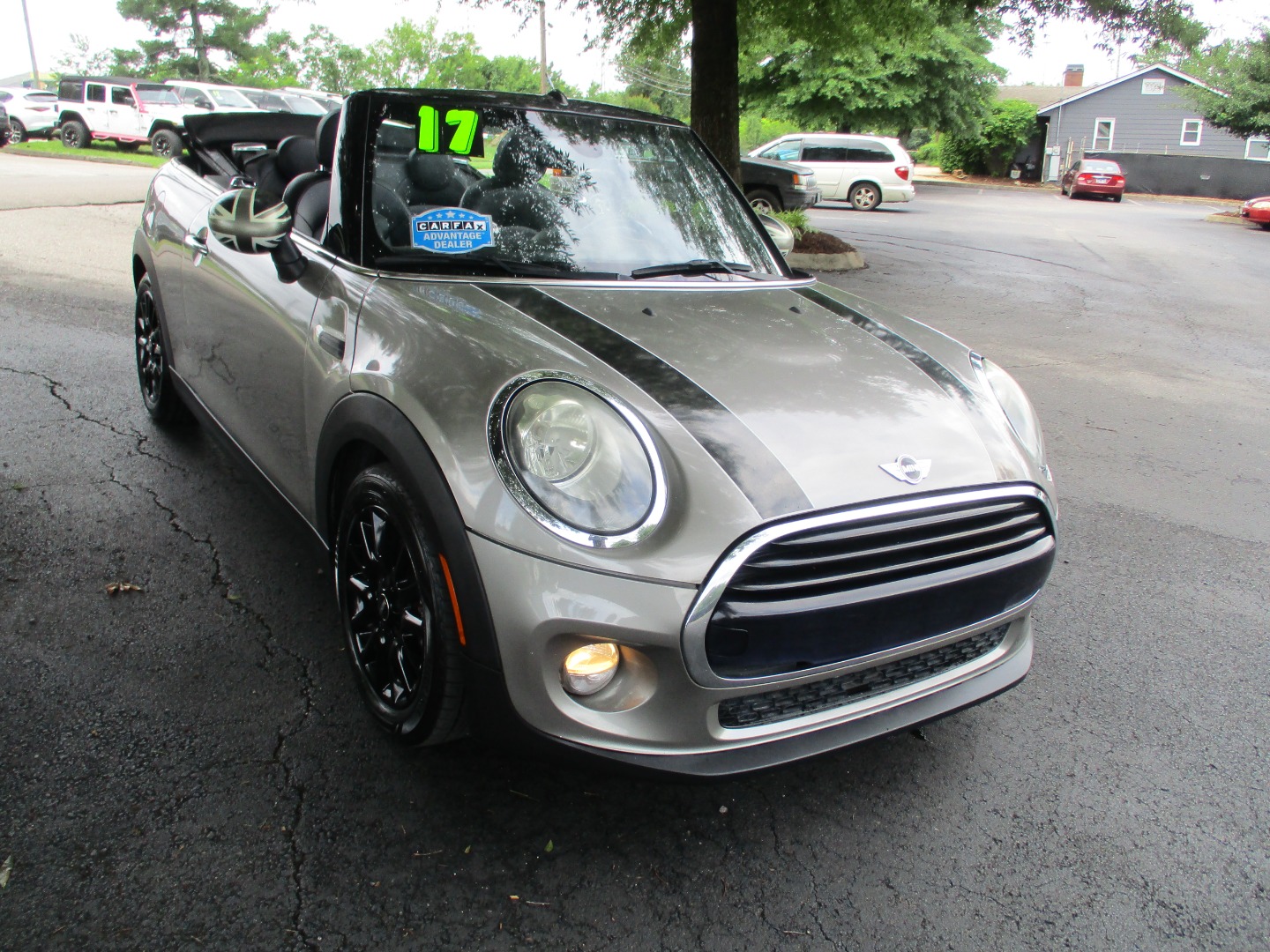 2017 MINI Cooper Convertible's photo