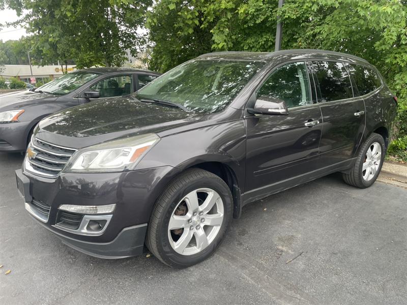 2017 CHEVROLET TRAVERSE LT