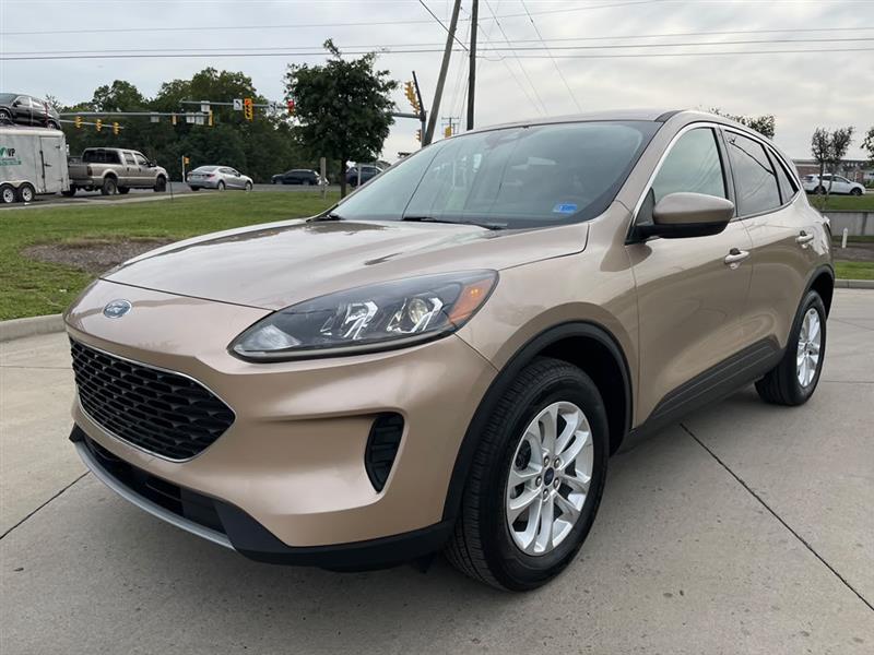 2020 FORD ESCAPE SE