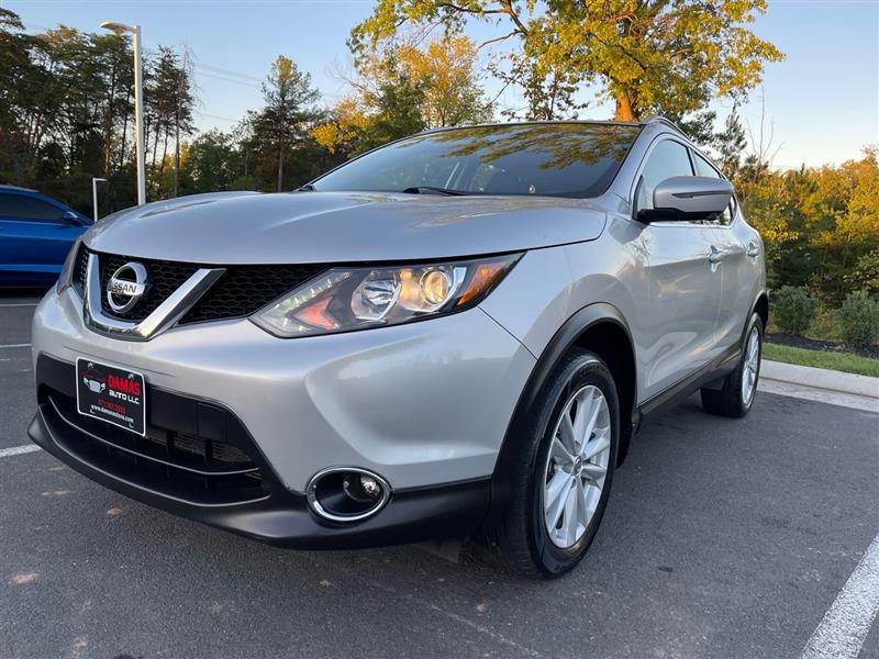 2017 NISSAN ROGUE SV