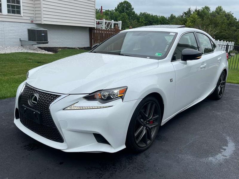 2016 LEXUS IS 300 F-Sport