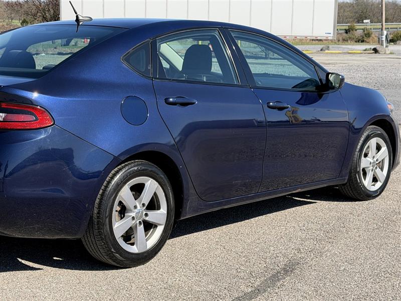 2016 Dodge Dart SXT - Photo 10