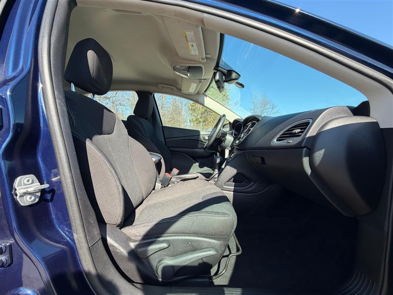2016 Dodge Dart SXT - Photo 18